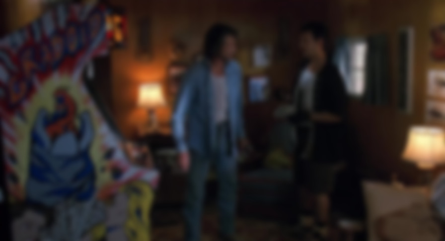 Tremors II: Aftershocks backdrop