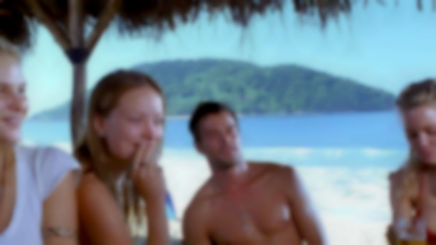 Turistas backdrop