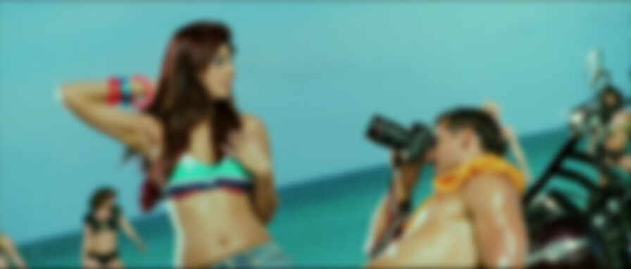 Dostana backdrop