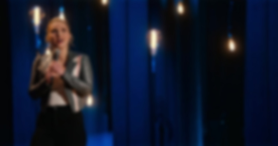 Taylor Tomlinson: Look at You backdrop