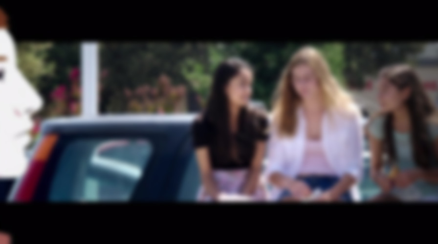 Audrie & Daisy backdrop